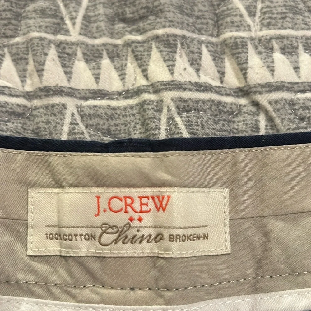 Y5. Sz:12, large,lg,L. J.crew. Dark Navy blue shorts. Dressy